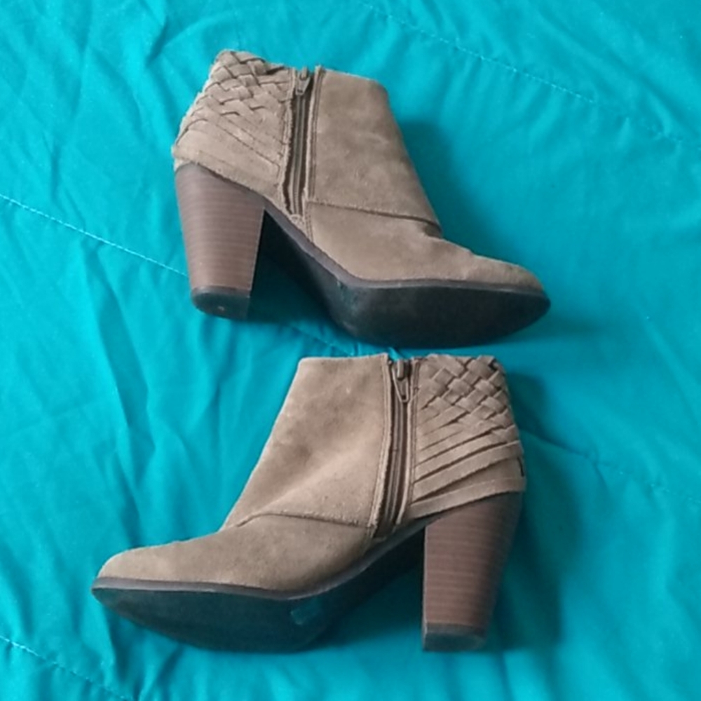 Mossimo ankle boots